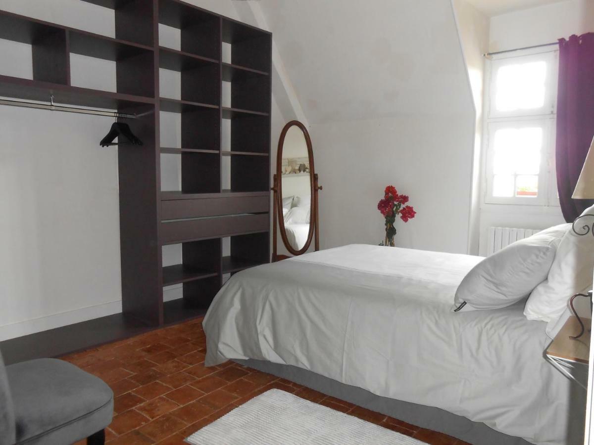 Le Regisseur Apartment Brissac-Quince Luaran gambar